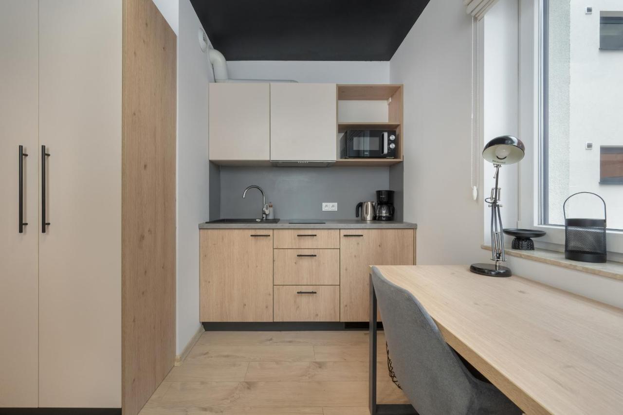 Trendy Studios With Home Office Near Wroclaw Main Station By Noclegi Renters Εξωτερικό φωτογραφία