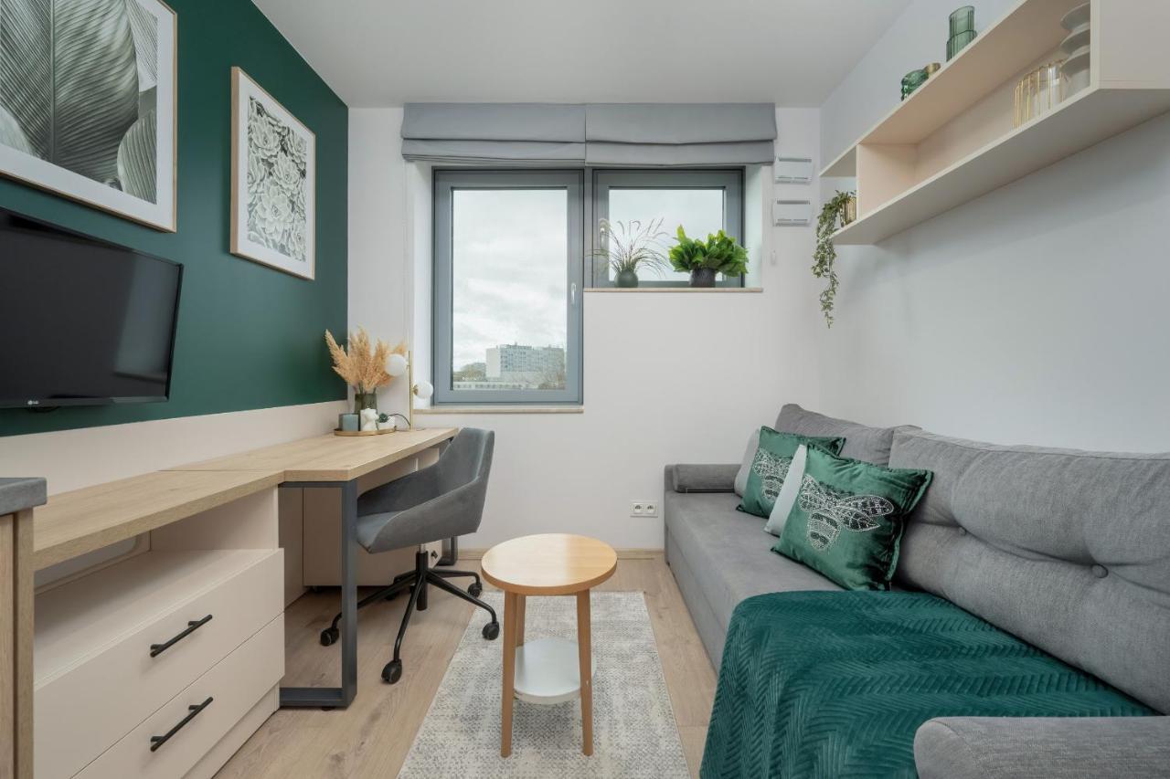 Trendy Studios With Home Office Near Wroclaw Main Station By Noclegi Renters Εξωτερικό φωτογραφία